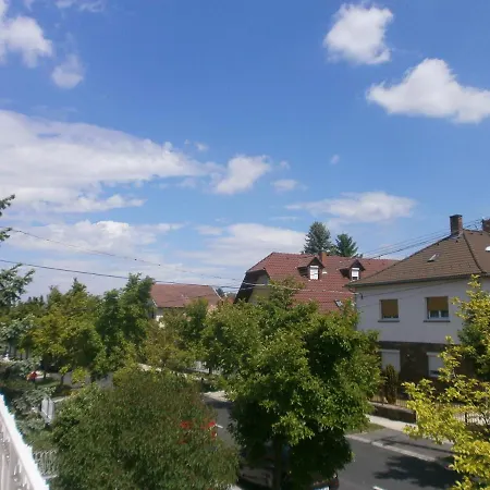 Andrea Vendeghaz Apartament Héviz